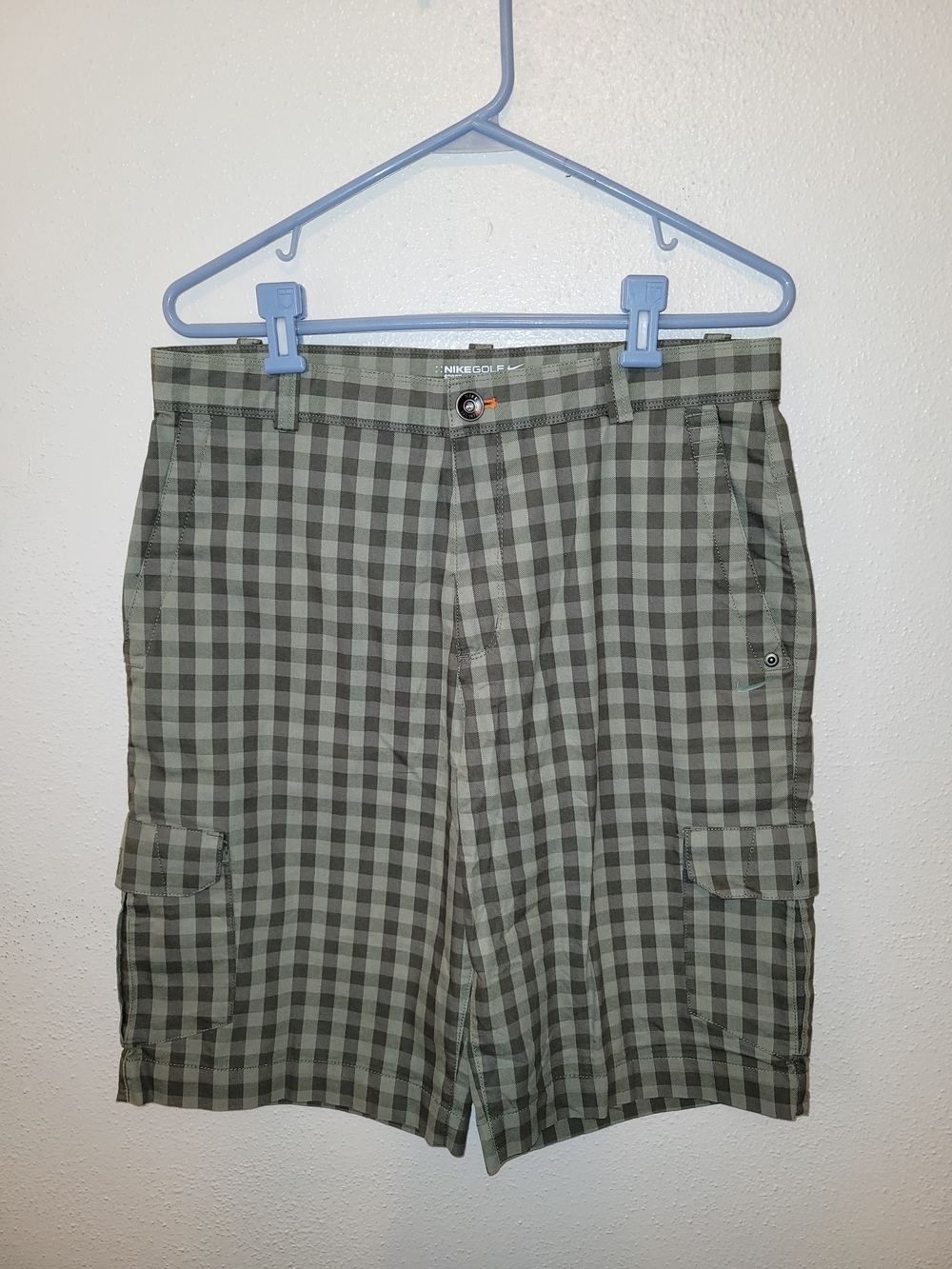 Nike Men’s Nike Golf Green Plaid Cargo Shorts 32